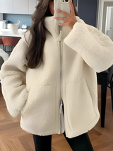 Autumn Collection : Veste en Peluche Élégante pour Femme Autumn Collection in Blanc van Seroa