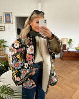 Autumn Collection : Veste Femme Floral Réversible in Fleurs van Seroa