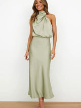 dresses : Robe Midi Femme Noire Satinée Élégante - Col Montant, Parfaite in Vert clair van Seroa