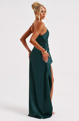 dresses : Robe de soirée en satin, asymétrique avec fente haute Femme in van Seroa