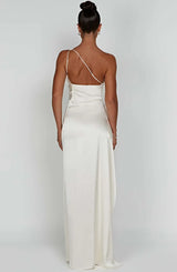 dresses : Robe de soirée en satin, asymétrique avec fente haute Femme in van Seroa
