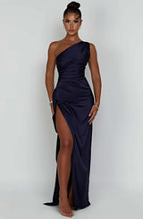 dresses : Robe de soirée en satin, asymétrique avec fente haute Femme in van Seroa