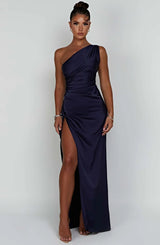 dresses : Robe de soirée en satin, asymétrique avec fente haute Femme in van Seroa