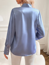 top blouses : Chemisier en Satin à Manches Longues avec Nœud Lavallière Femme in van Seroa
