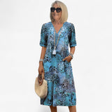 Dresses : Robe Midi Fleurie Estivale Élégante pour Femme - Coupe Fluide et Confortable in Blu van Seroa
