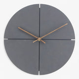 Wall Clocks : Horloge Murale en Bois Femme in Grigio van Seroa