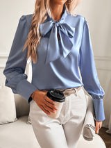 top blouses : Chemisier en Satin à Manches Longues avec Nœud Lavallière Femme in van Seroa