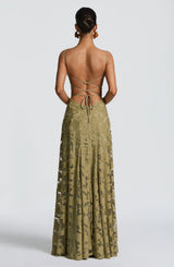 Maxi Dress : Robe longue noire femme en lin et satin avec dentelle élégante in van Seroa