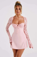 dresses : Robe courte corset avec Manches en Dentelle Femme in Rose van Seroa