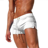 swimwear : Short de bain ultra-ajusté, taille basse, à séchage rapide Femme in Blanc van Seroa