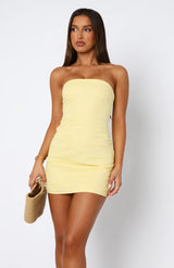 dresses : Robe Femme Élégante Mini Moulante in Jaune van Seroa