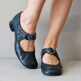 sandals : Chaussures Vintage à Petit Talon et Boucle Confortable Femme in Bleu marine van Seroa