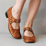 sandals : Chaussures Vintage à Petit Talon et Boucle Confortable Femme in Kaki van Seroa