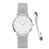 Watch : Montre pour femme en acier inoxydable argent Hannah Martin - Bracelet en maille milanaise élégant et à la mode in Argent Blanc van Seroa