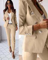 Sets : Tailleur Femme Double Boutonnage - Coupe Cintrée Moderne Élégante in van Seroa