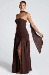 Maxi dresses : Robe longue bustier corset avec détail foulard et fente haute in van Seroa