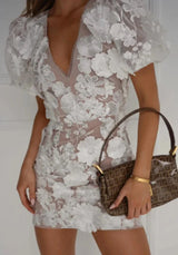 Mini dresses : Robe Courte Femme Floral Transparente in Blanc van Seroa