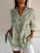 top blouses : Blouse femme élégante en coton bleu océan, manches longues boutonnées pour le bureau in Vert van Seroa