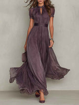 : Robe longue violette pour femmes avec dentelle et taille plissée pour les fêtes in Violet van Seroa